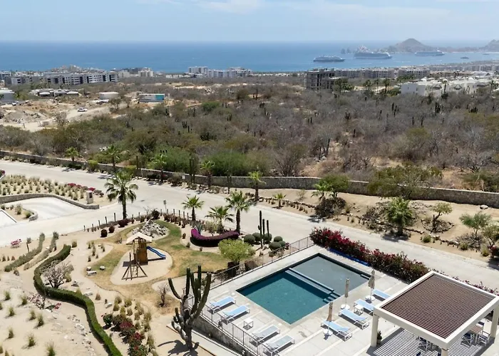 Con Vista Al Arco, Piscina Infinity Y Apartamento